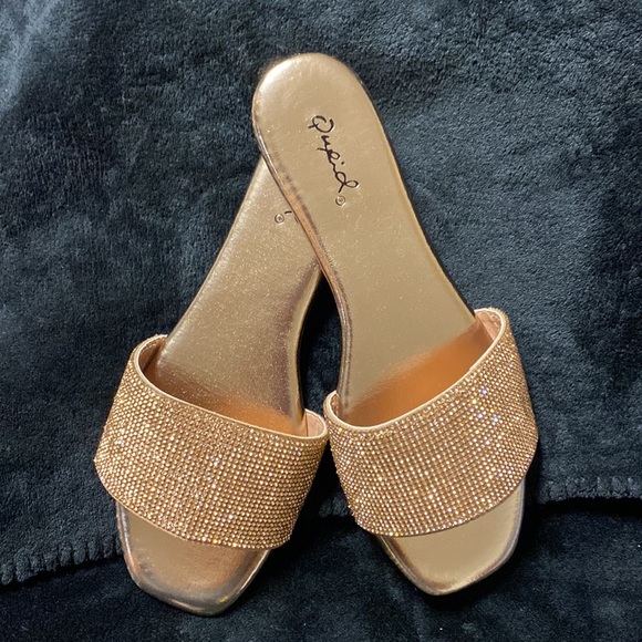 Rose gold Rhinestone slides - Picture 3 of 3